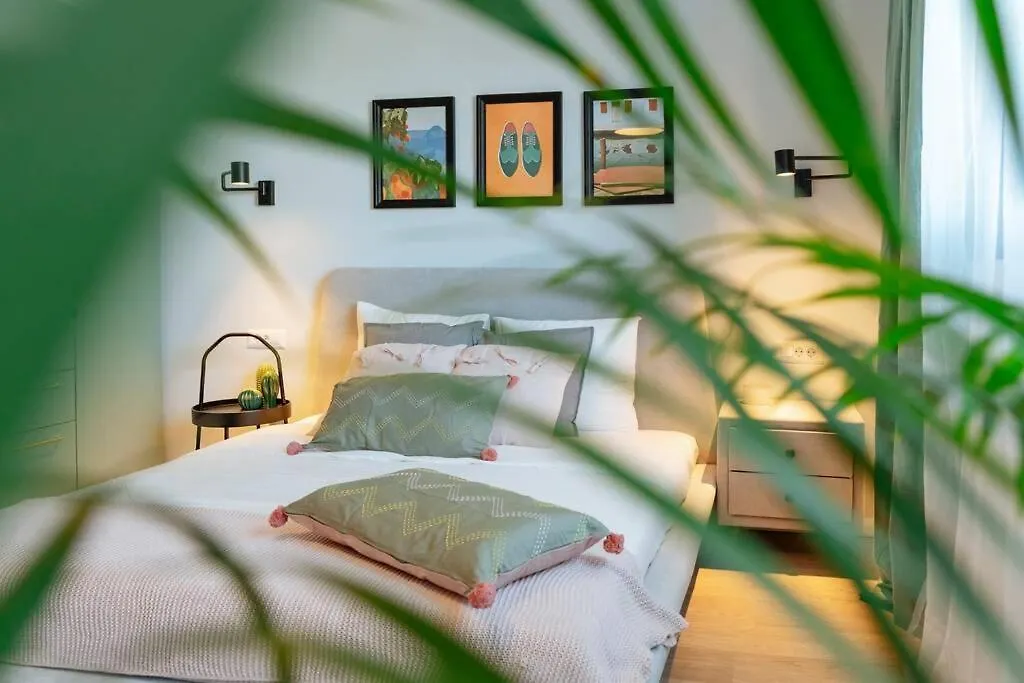 Apartment Amazing Studio - Top Location - Netflix Bucharest